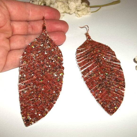 Lightweight Statement Earrings Rose Gold Leaf Sparkle Glitter Jewelry Set C938 - Picture 1 of 3